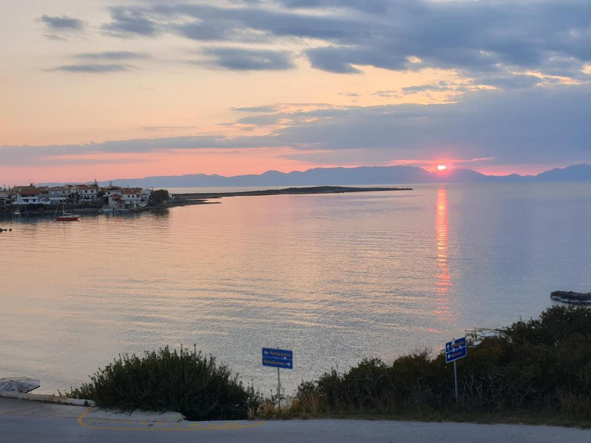 Sunset Holiday House Archangelos (Laconia) Exterior foto